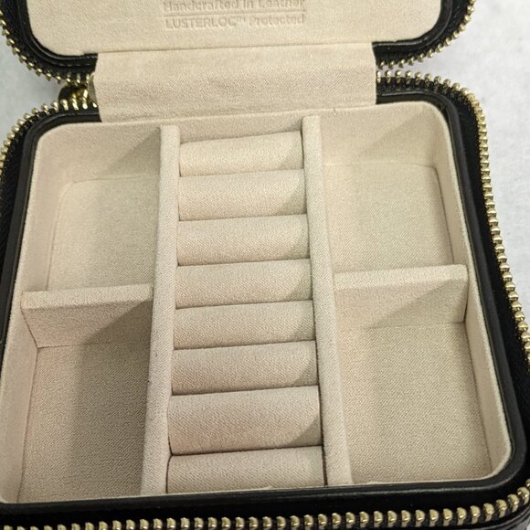 Black Leather Wolf Caroline Zip Jewelry Box - Picture 3 of 6